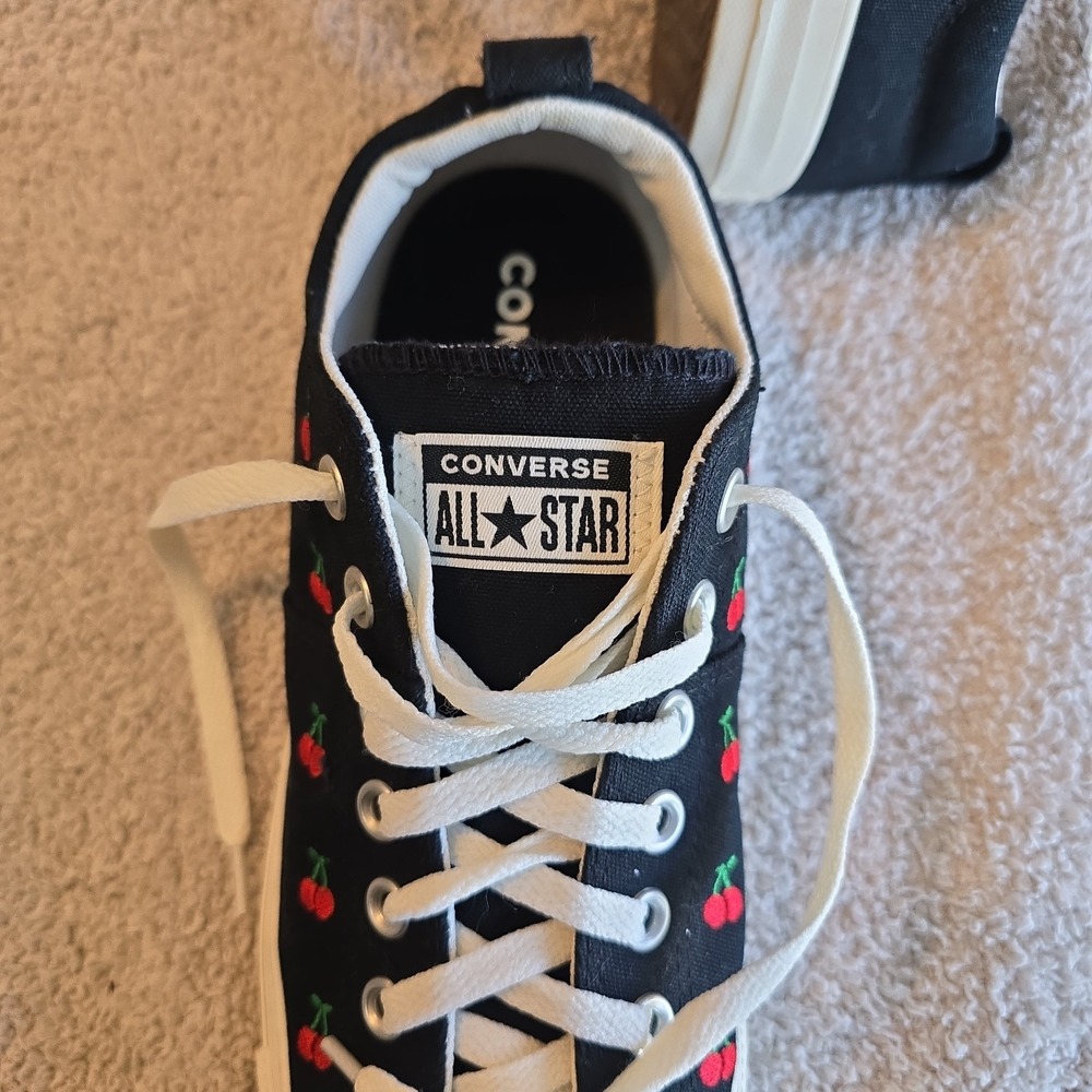 Converse All Star Madison All-over Embroidered Cherries Low Women's Shoes Sz 11 - Picture 11 of 13